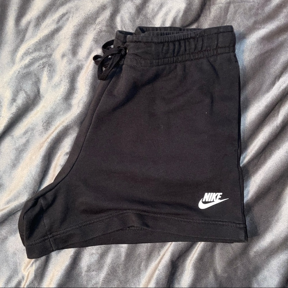 Nike Lounge Shorts With Pockets